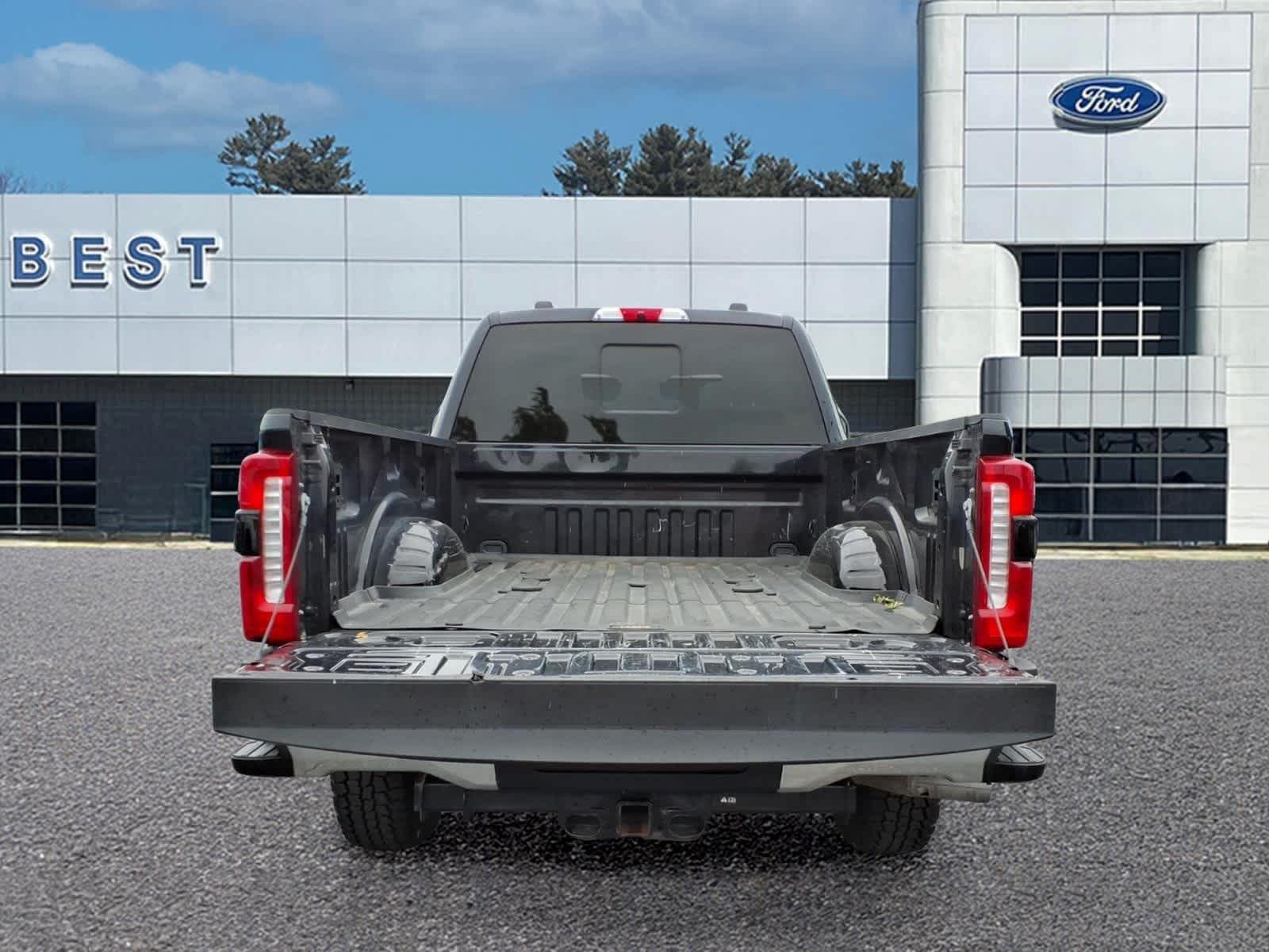 Used 2024 Ford F250 Lariat AWD/4WD image 6