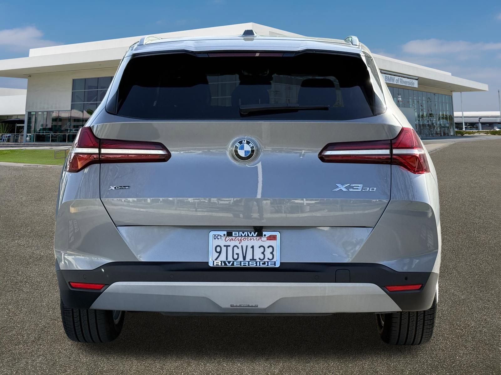 Used 2025 BMW X3 xDrive30i w/ Premium Package image 9