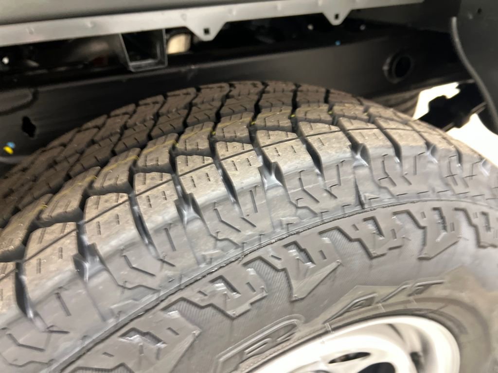 New 2026 Chevrolet Silverado 1500 W/T image 9