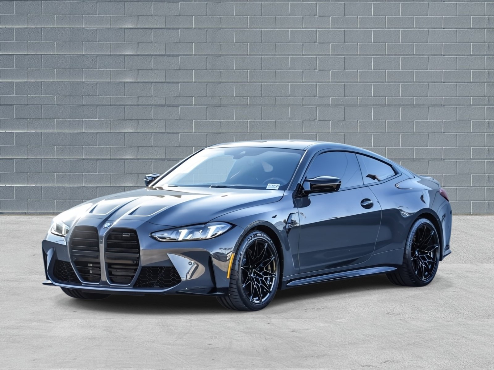 Used 2025 BMW M4 Competition w/ Executive Package image 3