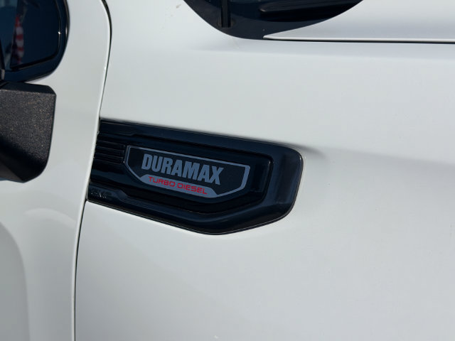 Used 2023 GMC Sierra 1500 AT4 w/ AT4 Premium Package AWD/4WD image 6