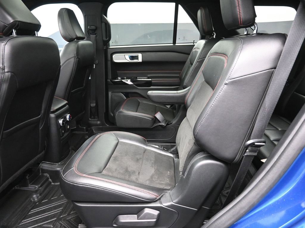 Certified 2023 Ford Explorer ST-Line w/ Class IV Trailer Tow Package image 27