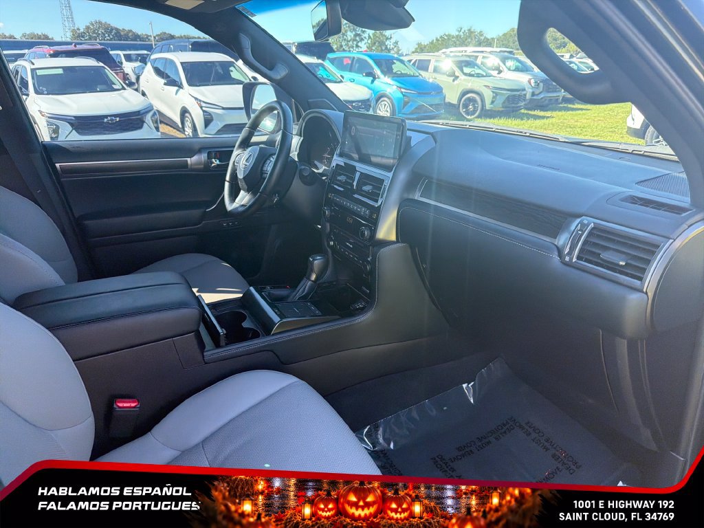 Used 2023 Lexus GX 460 w/ Black Line Special Edition AWD/4WD image 33