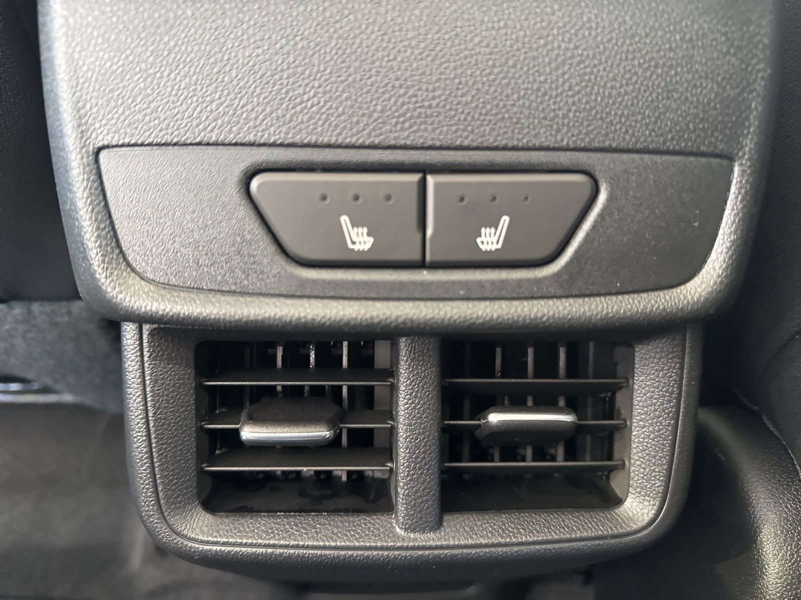 New 2026 Chevrolet Equinox ACTIV w/ Convenience Package III image 14