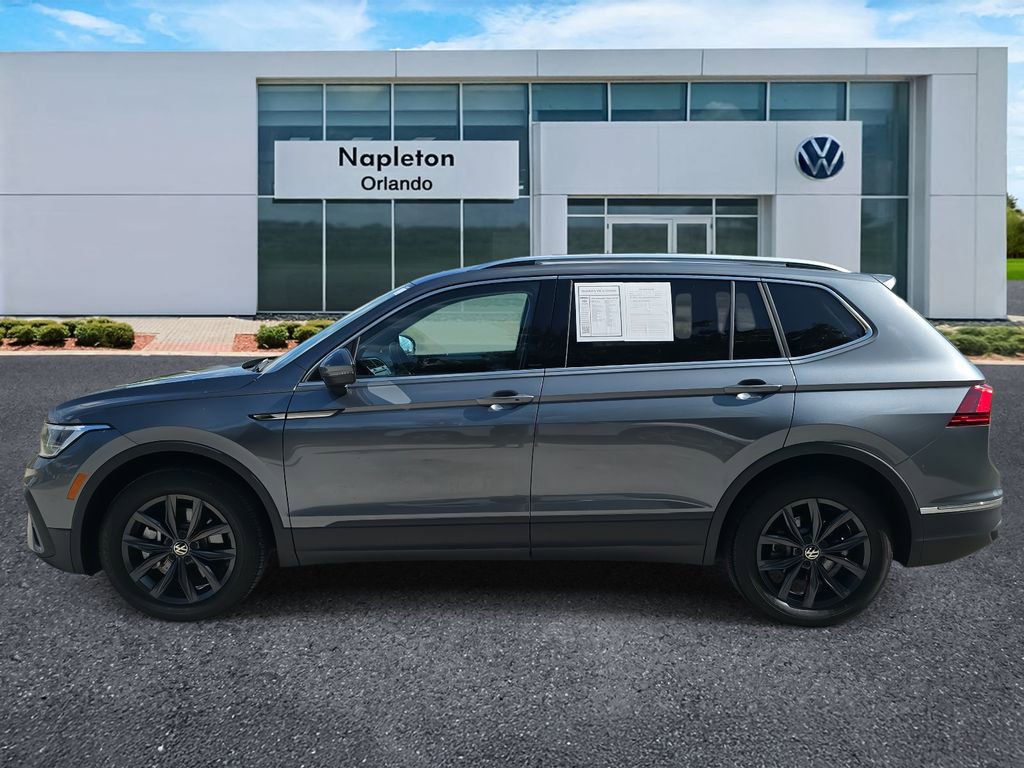 Used 2024 Volkswagen Tiguan SE image 3
