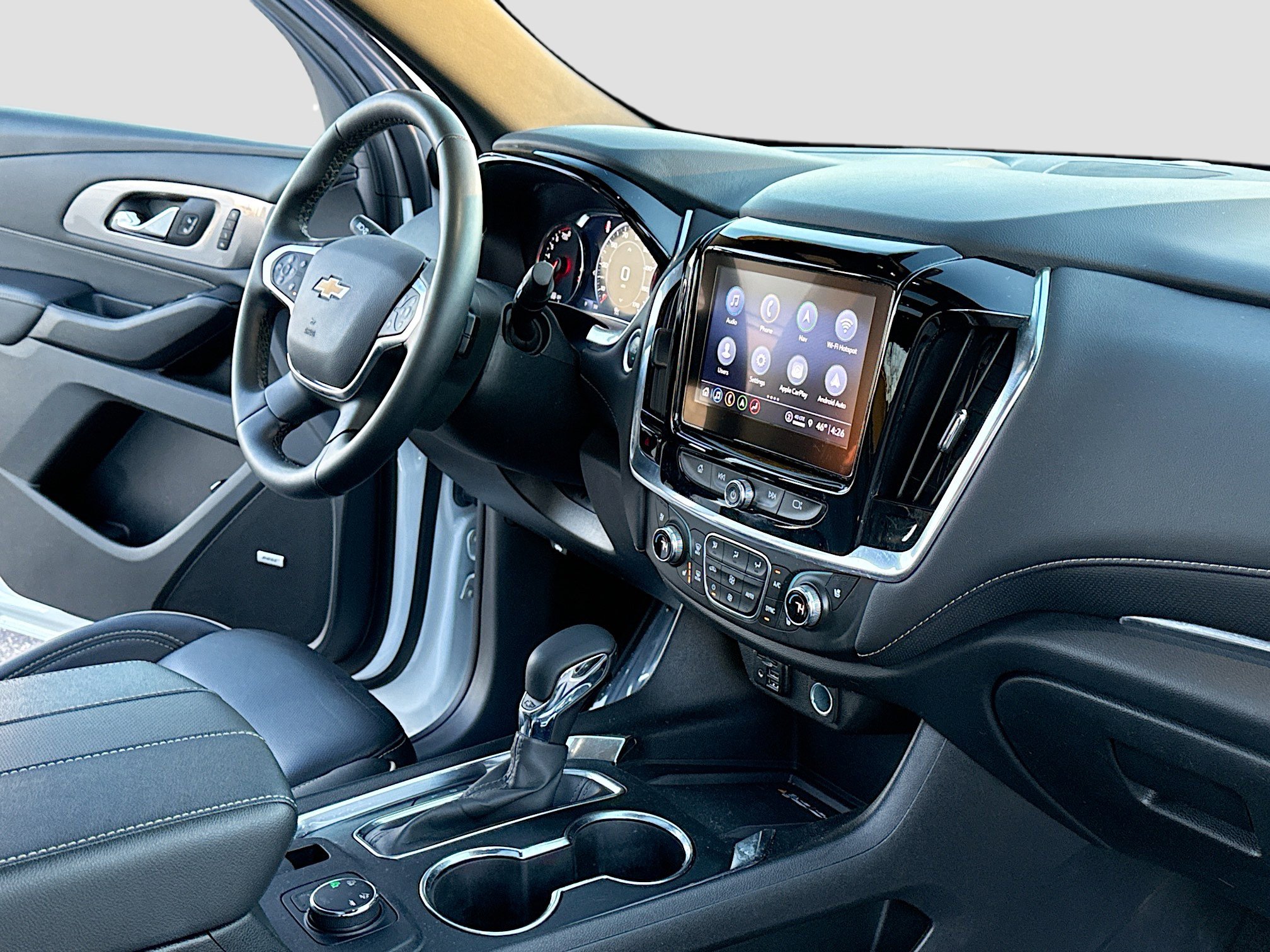 Used 2023 Chevrolet Traverse Premier AWD/4WD image 5