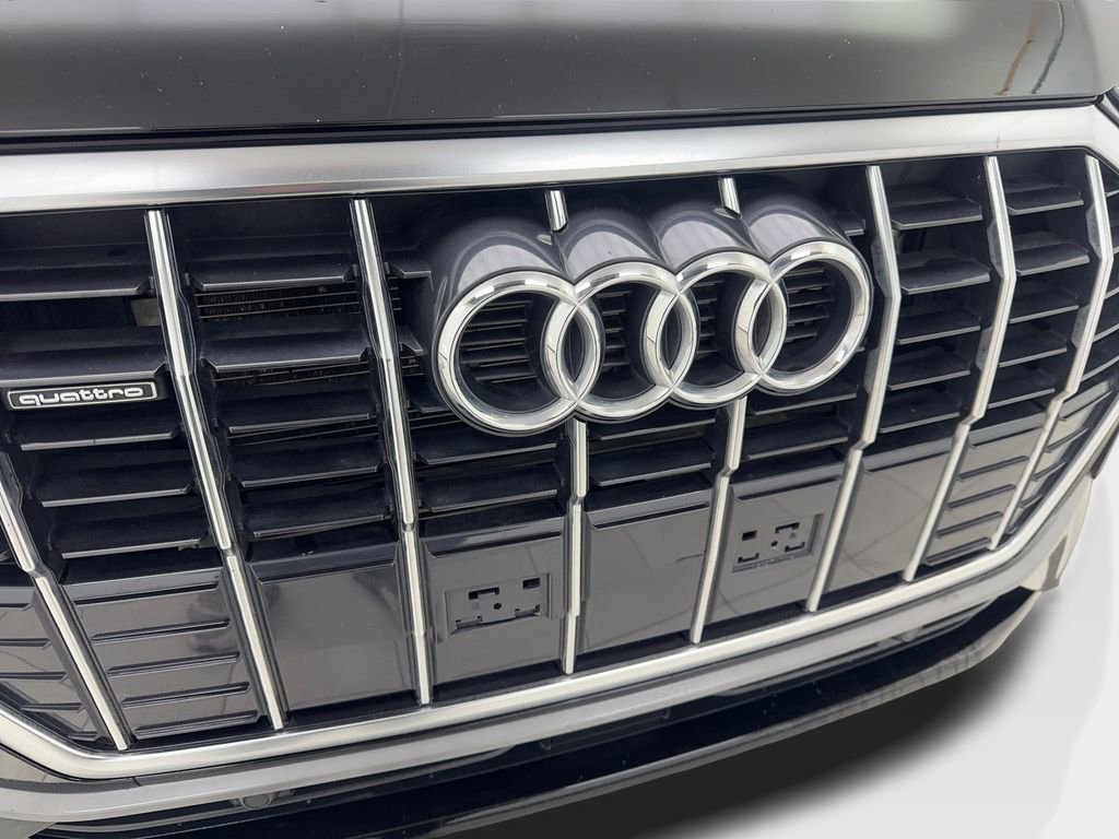 Used 2025 Audi Q3 2.0T Premium image 26