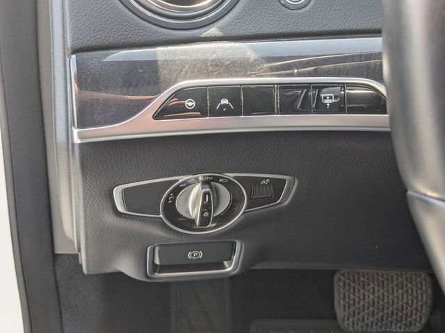 Used 2019 Mercedes-Benz S 560 Sedan image 12