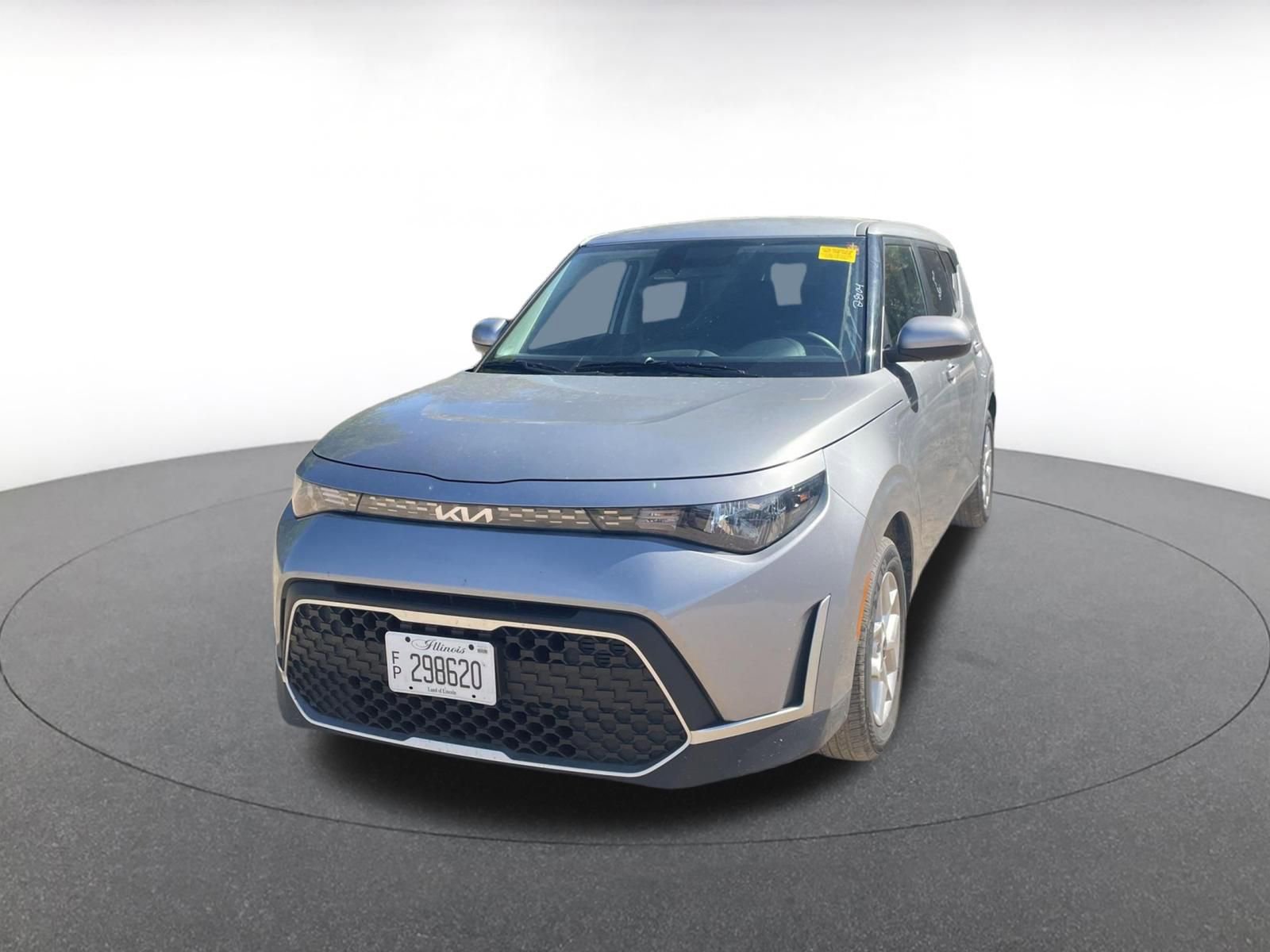 Used 2025 Kia Soul LX w/ LX Technology Package image 3