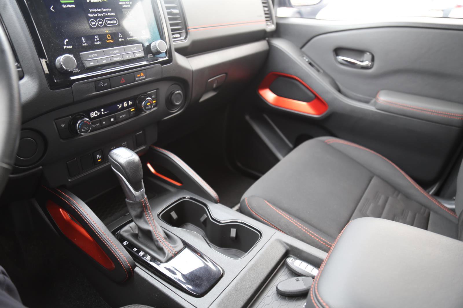 Used 2024 Nissan Frontier Pro-X w/ Technology Package image 14