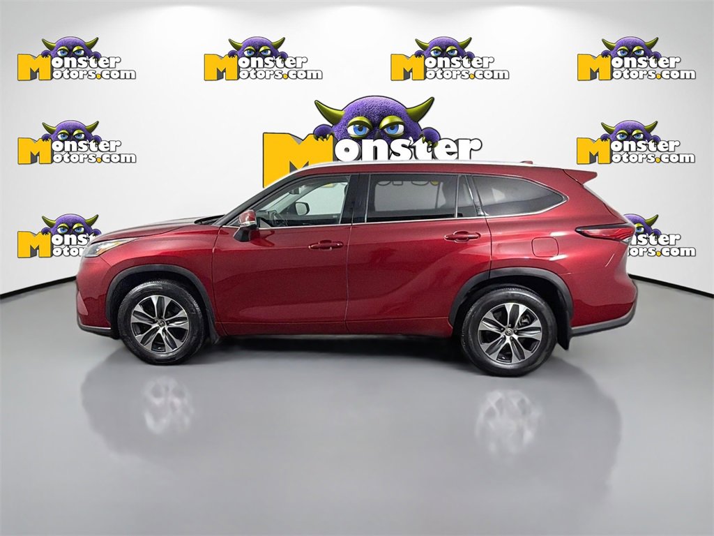 Used 2022 Toyota Highlander XLE image 8