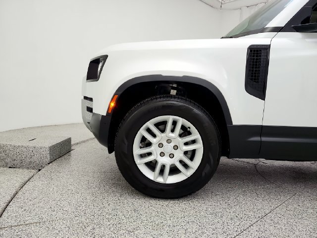 Certified 2023 Land Rover Defender 110 S AWD/4WD image 31
