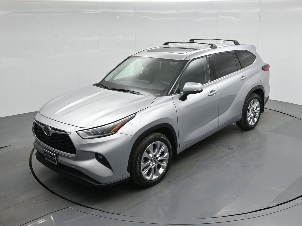 Used 2022 Toyota Highlander Limited image 38