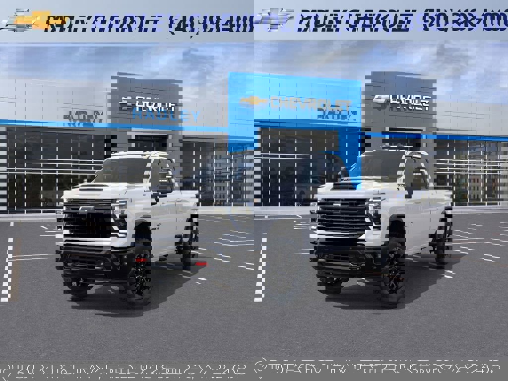 New 2026 Chevrolet Silverado 3500 LT image 8