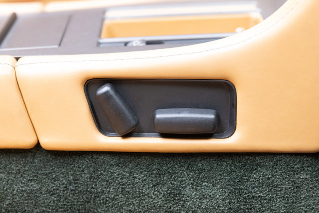 Used 2008 Aston Martin V8 Vantage Roadster image 94