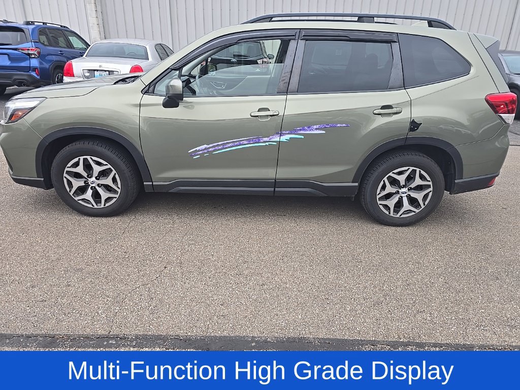 Used 2021 Subaru Forester Premium AWD/4WD image 6