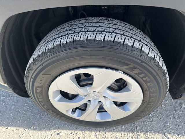 Used 2025 Toyota RAV4 LE image 25