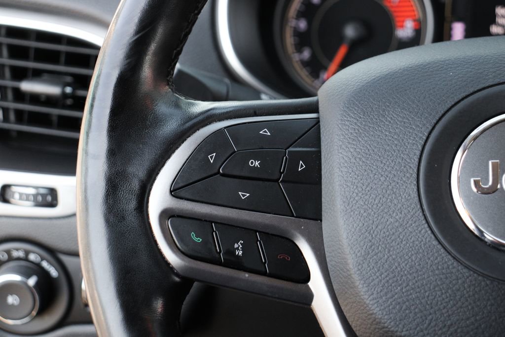 Used 2021 Jeep Cherokee Latitude Lux image 20