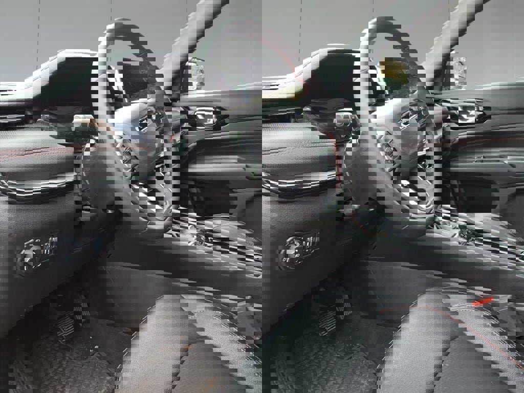 Used 2023 Jeep Compass Trailhawk image 12