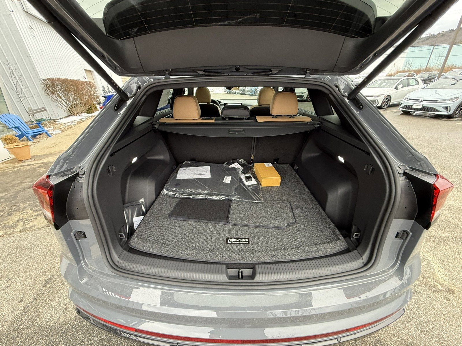 New 2026 Volkswagen Atlas Cross Sport SEL R-Line image 21