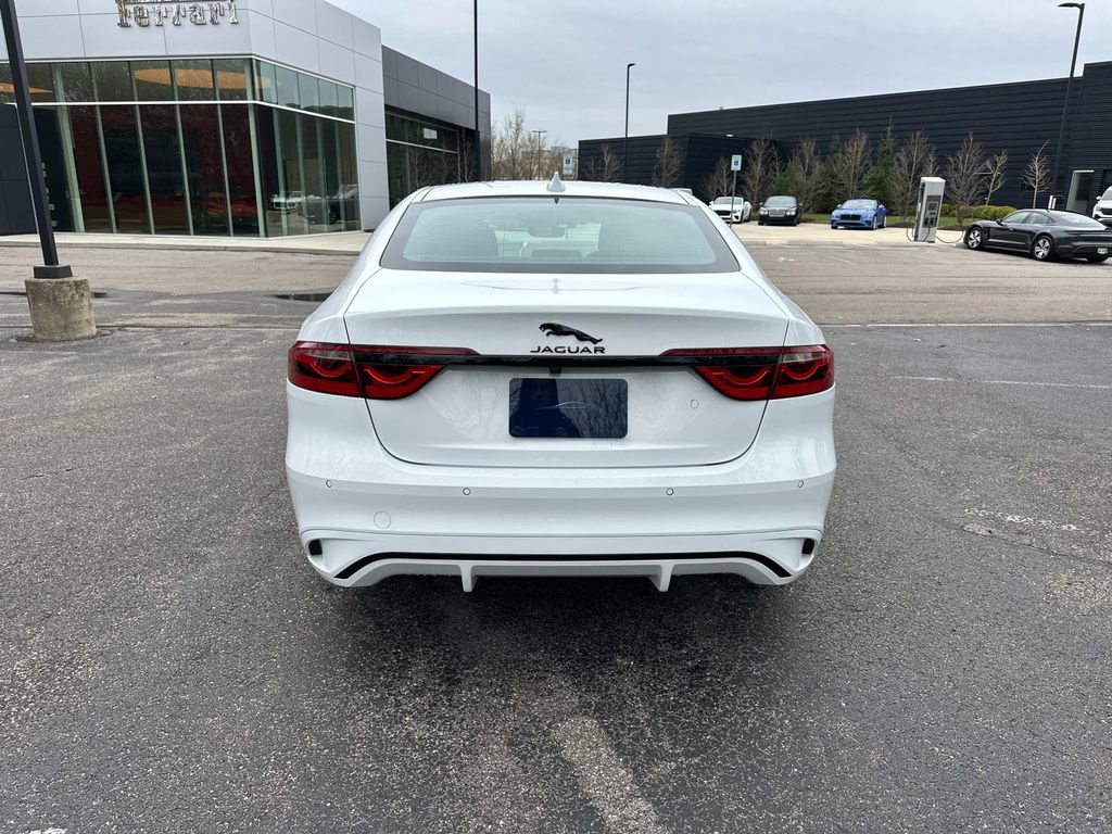 New 2024 Jaguar XF R-Dynamic SE image 6