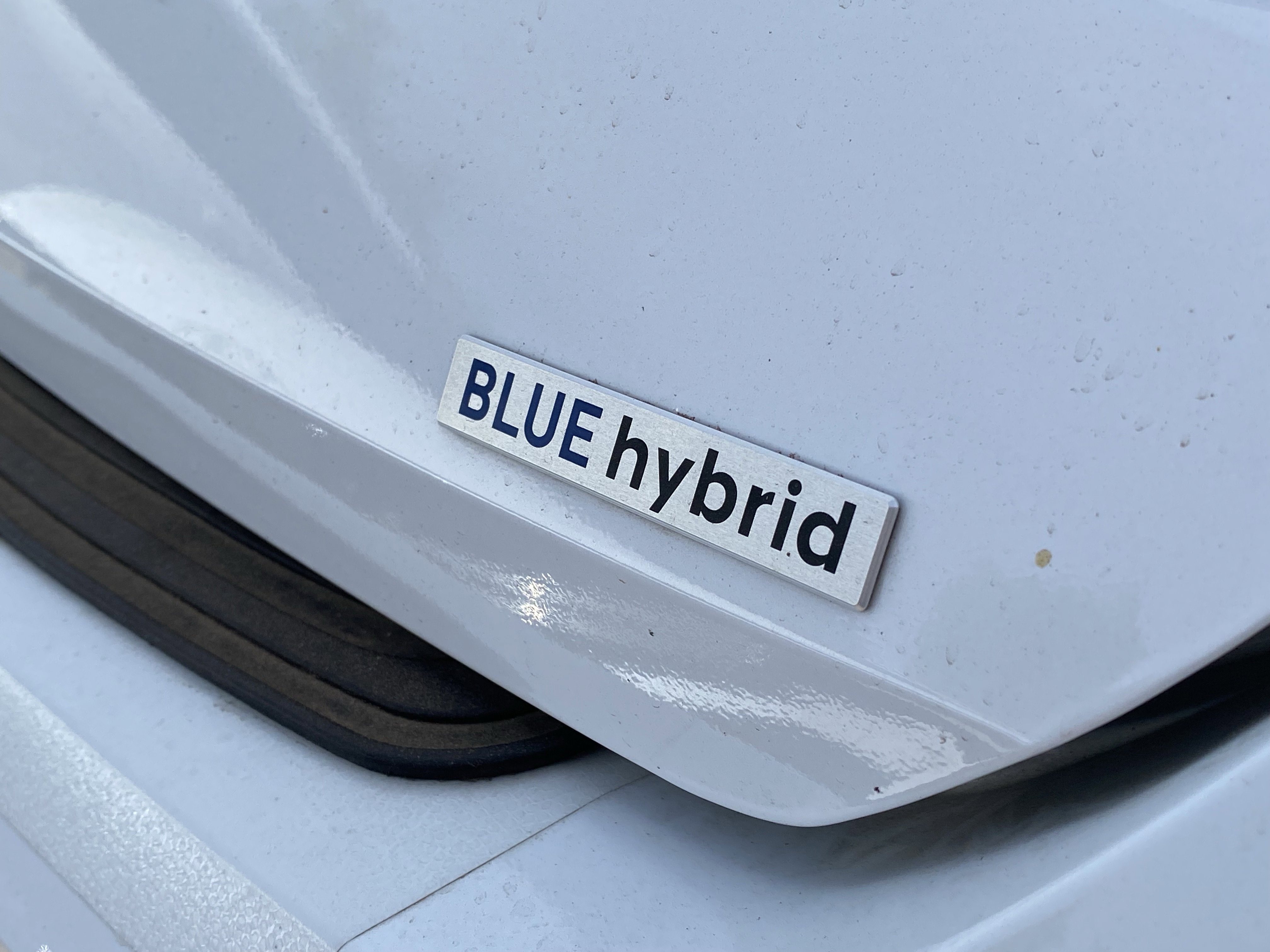 Certified 2024 Hyundai Elantra Blue FWD image 8
