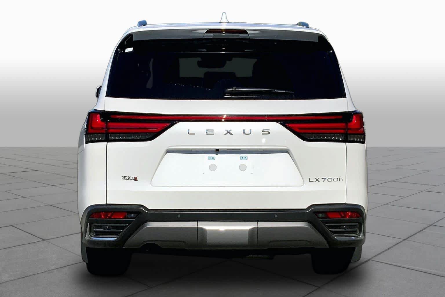 Used 2026 Lexus LX 700h Luxury w/ Accessory Package (Z1) AWD/4WD image 5