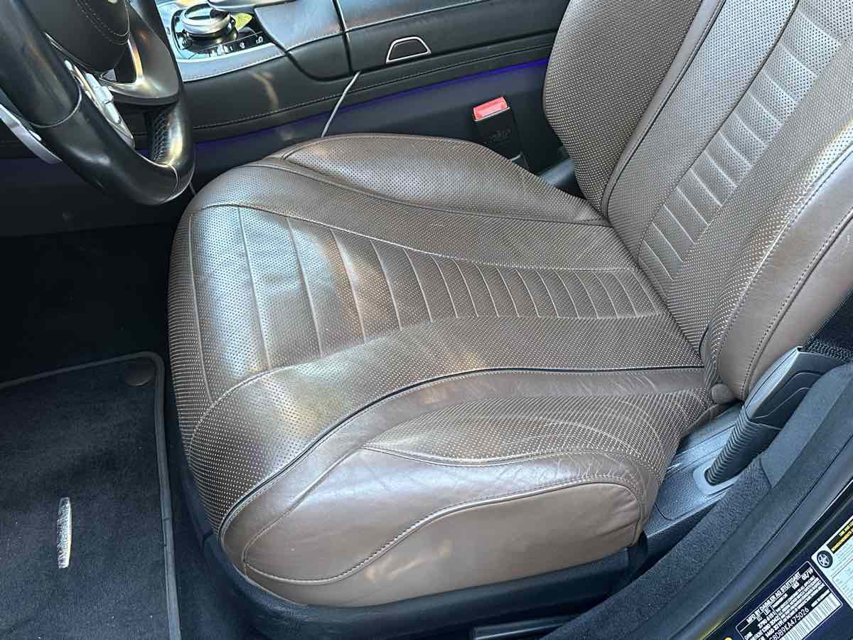 Used 2019 Mercedes-Benz S 560 Sedan image 19