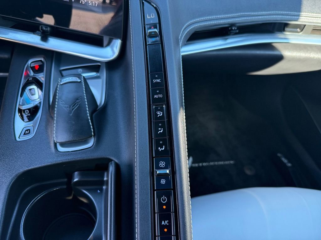 Used 2020 Chevrolet Corvette Stingray Coupe w/ 1LT image 17