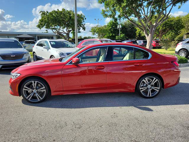 Used 2021 BMW 330i Sedan w/ Premium Package image 2