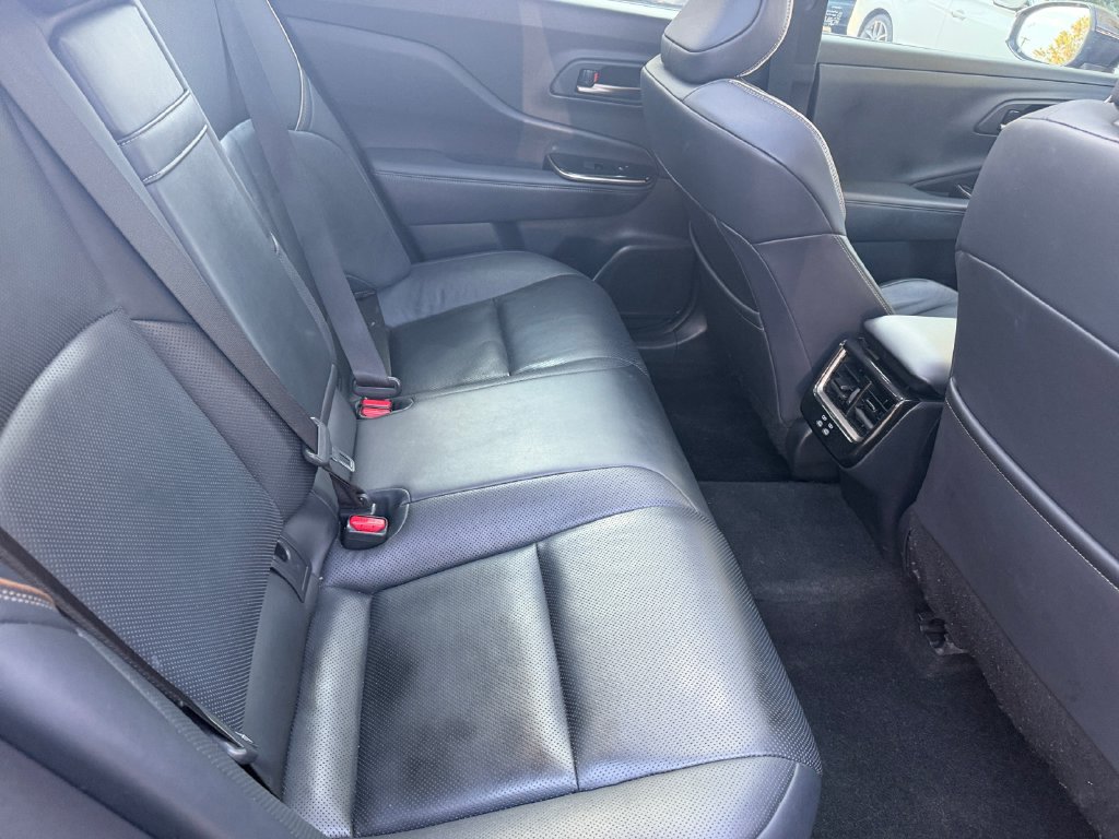Used 2024 Toyota Crown Platinum AWD/4WD image 19