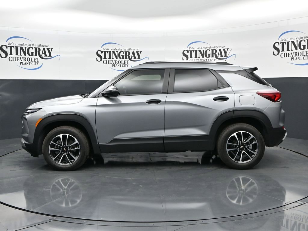 Used 2024 Chevrolet TrailBlazer LT w/ Convenience Package image 4