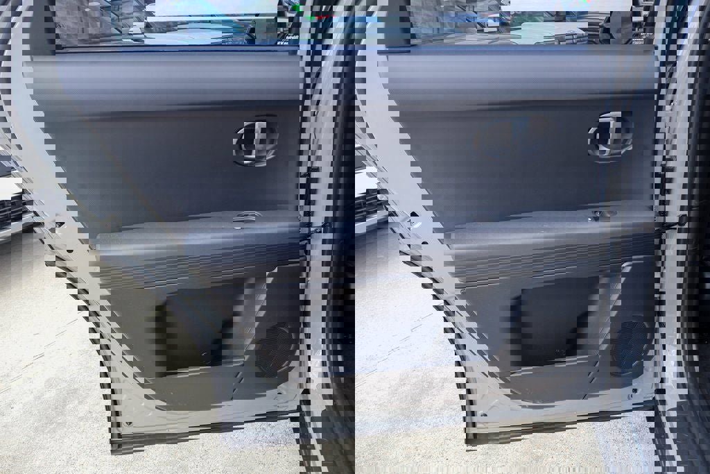 New 2026 Hyundai Ioniq 5 SE image 13