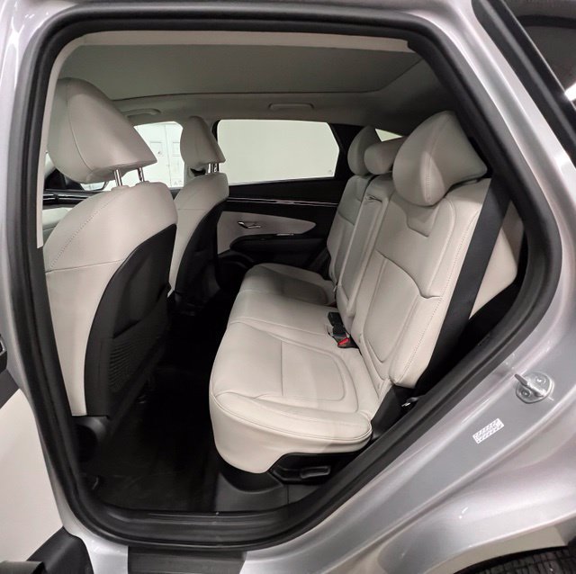 Used 2023 Hyundai Tucson Limited AWD/4WD image 24