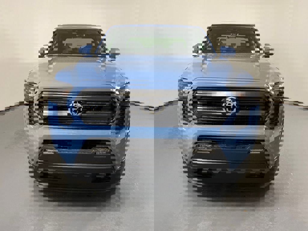 New 2026 Toyota Tacoma SR5 image 2