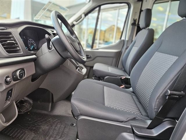 New 2024 Ford Transit 250 148 Medium Roof w/ Load Area Protection Package RWD image 18
