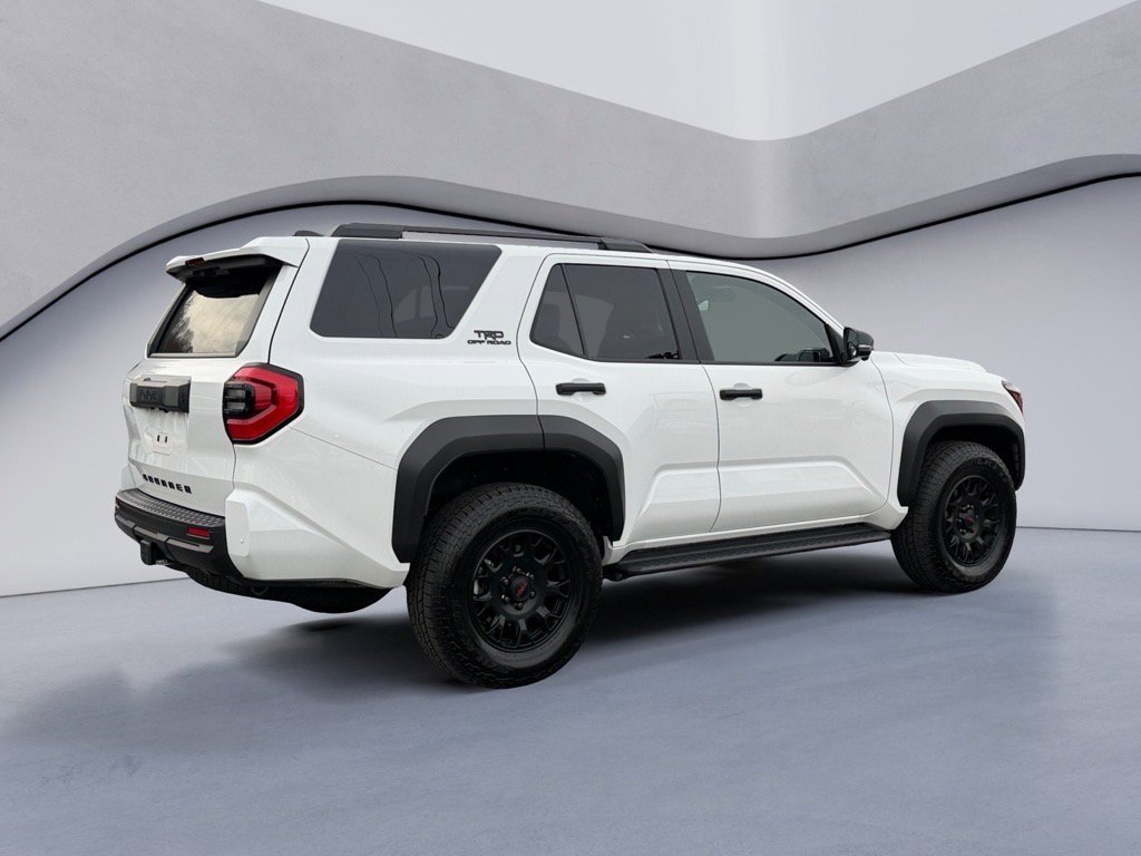 Used 2025 Toyota 4Runner TRD Off-Road Premium image 5
