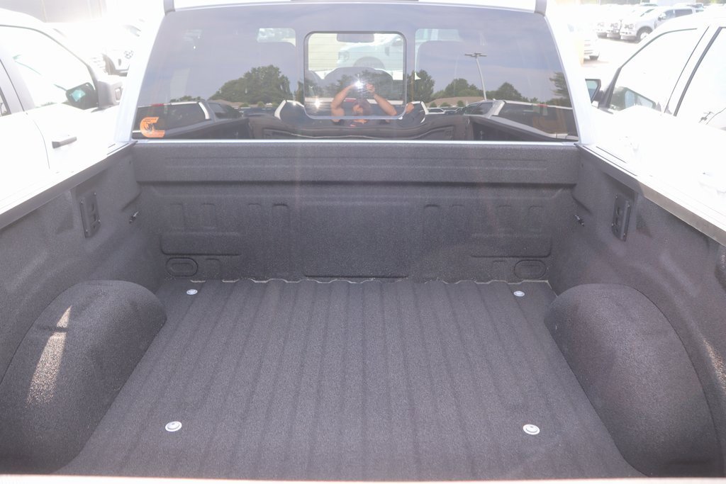 New 2025 Ford F150 XLT w/ Equipment Group 303A High image 9