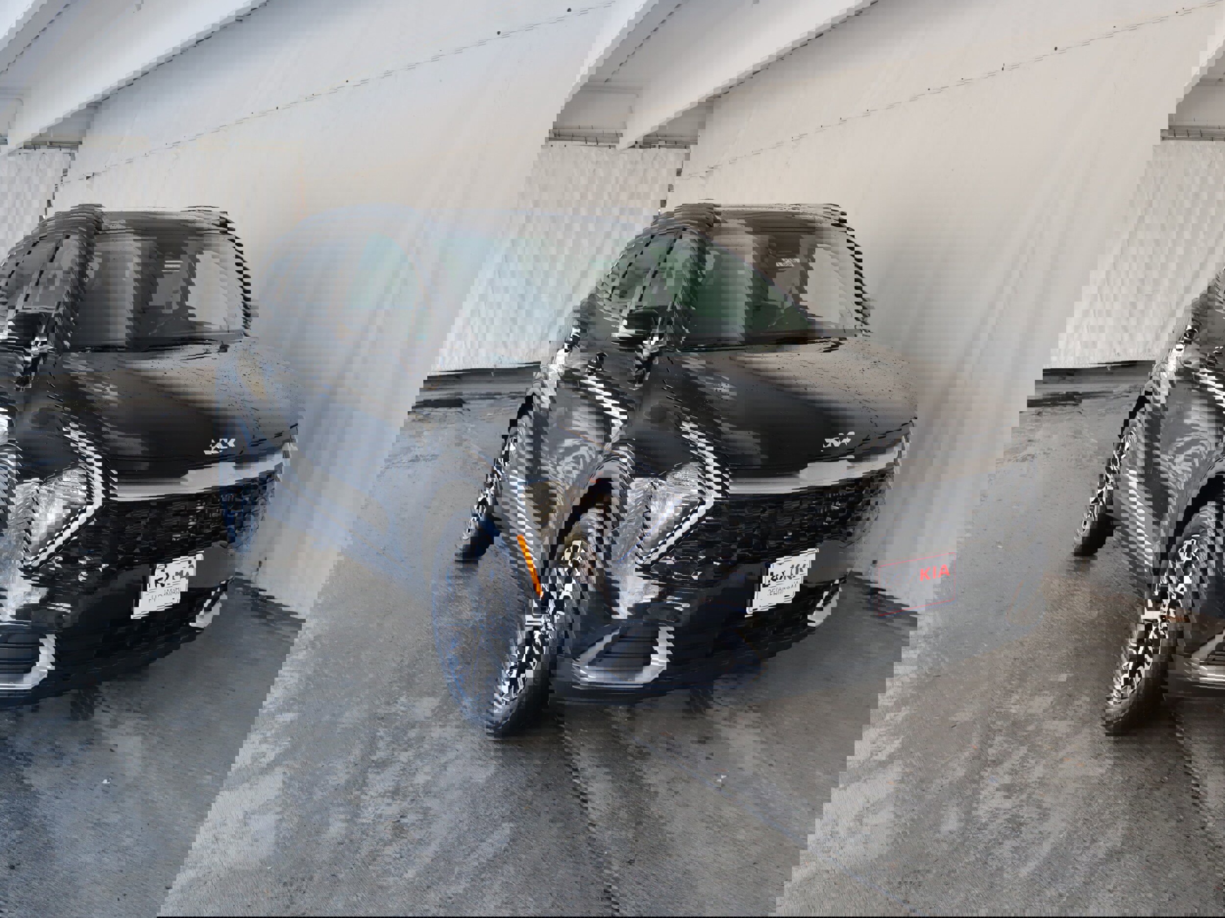 Used 2023 Kia Sportage EX w/ EX Premium Package image 1