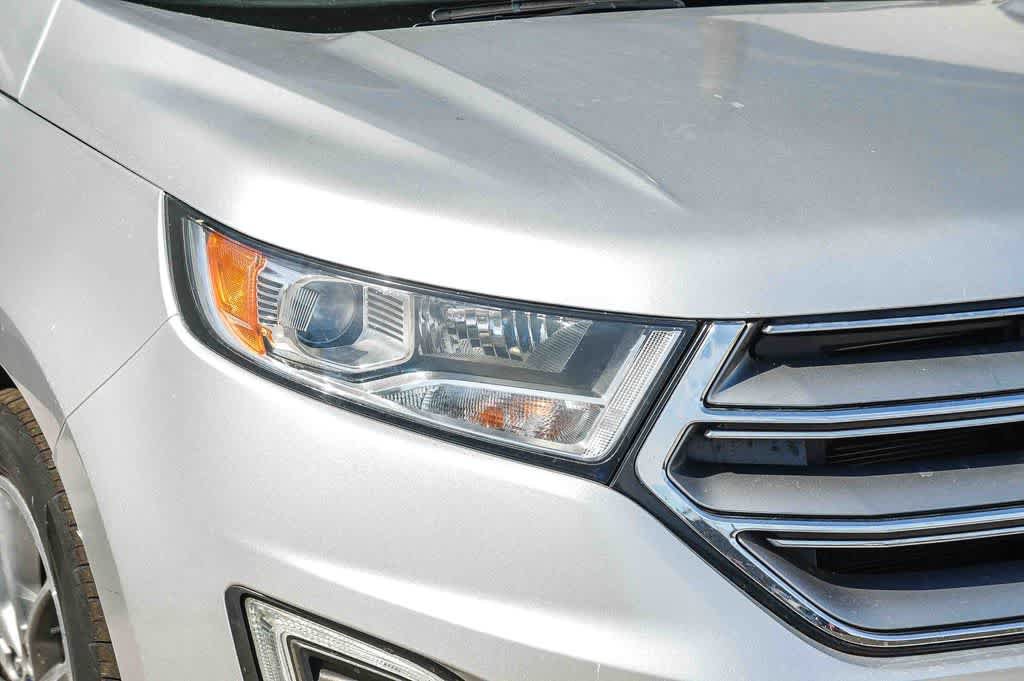 Used 2017 Ford Edge Titanium w/ Equipment Group 301A AWD/4WD image 4