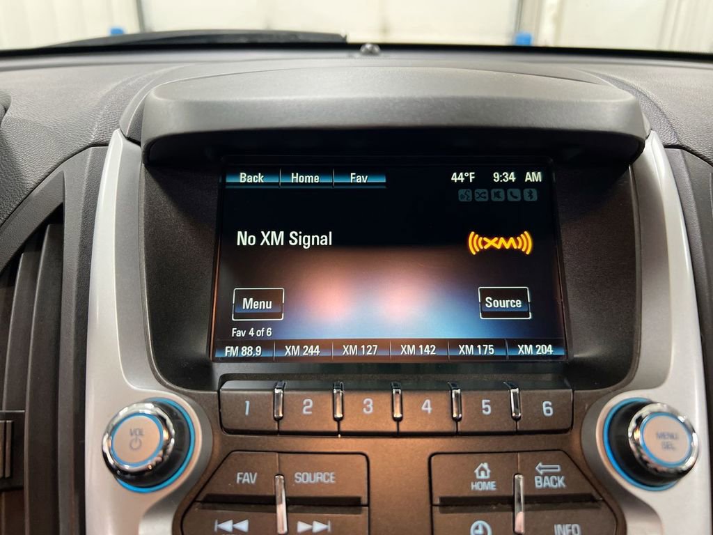 Used 2017 Chevrolet Equinox LT w/ Convenience Package image 14