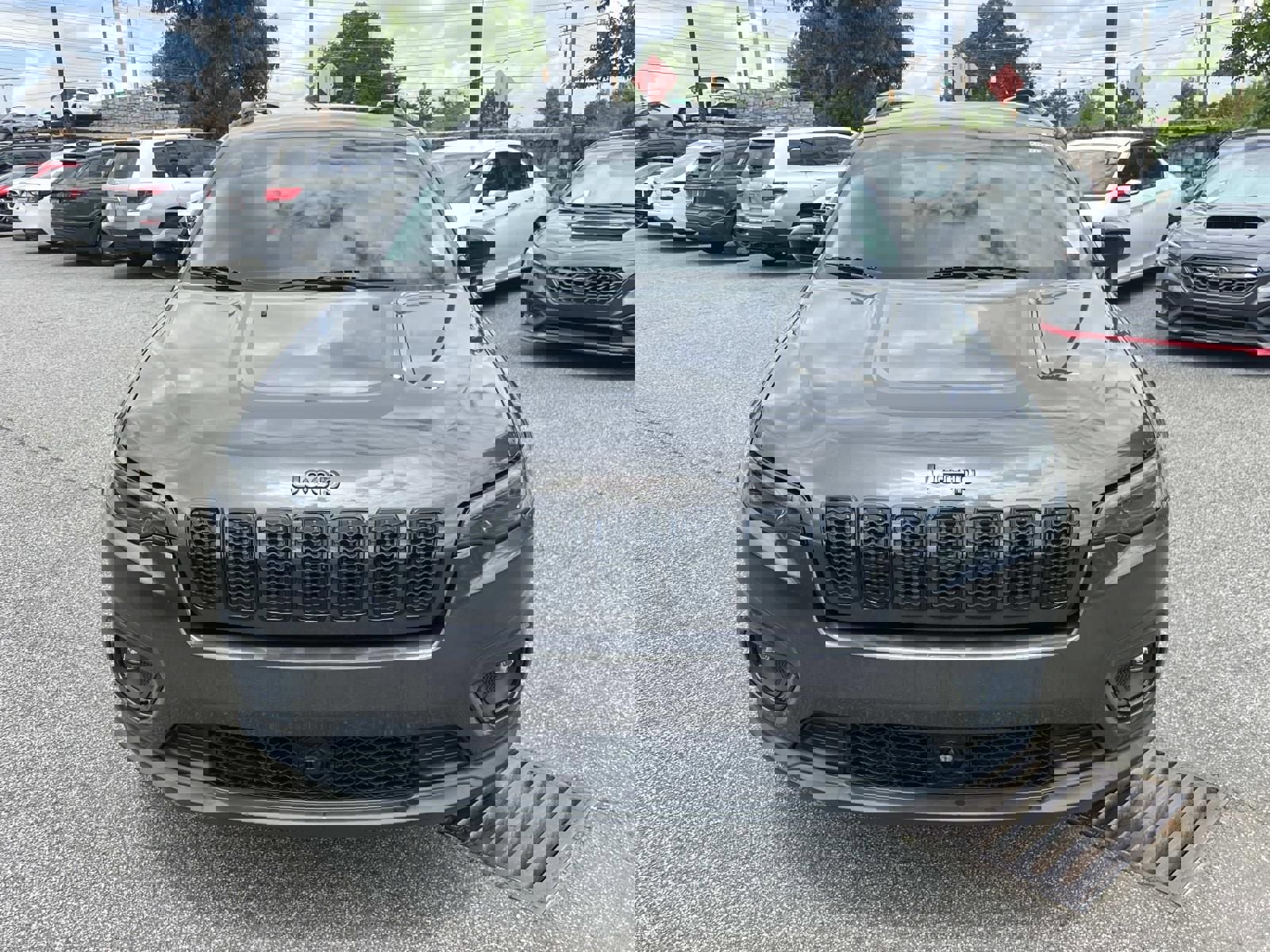 Used 2022 Jeep Cherokee Latitude AWD/4WD image 2