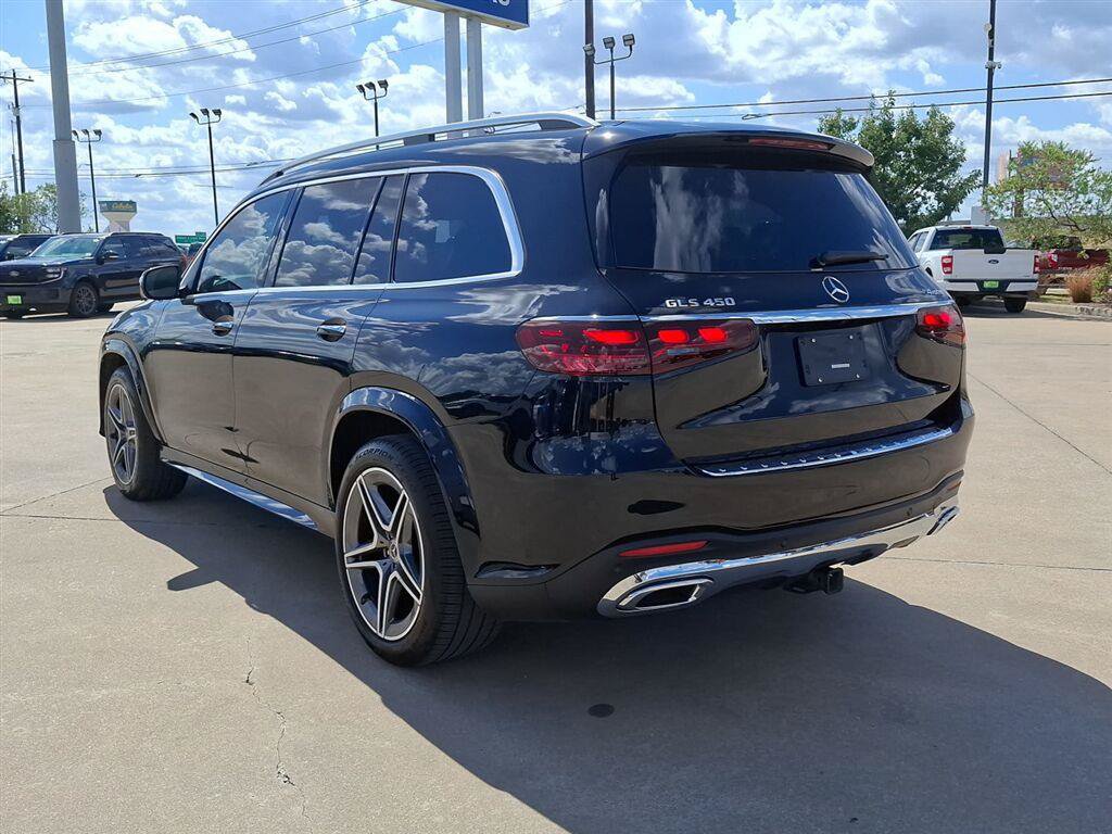 Used 2024 Mercedes-Benz GLS 450 4MATIC image 30