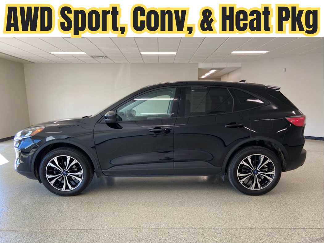 Used 2022 Ford Escape SE w/ SE Sport Appearance Package