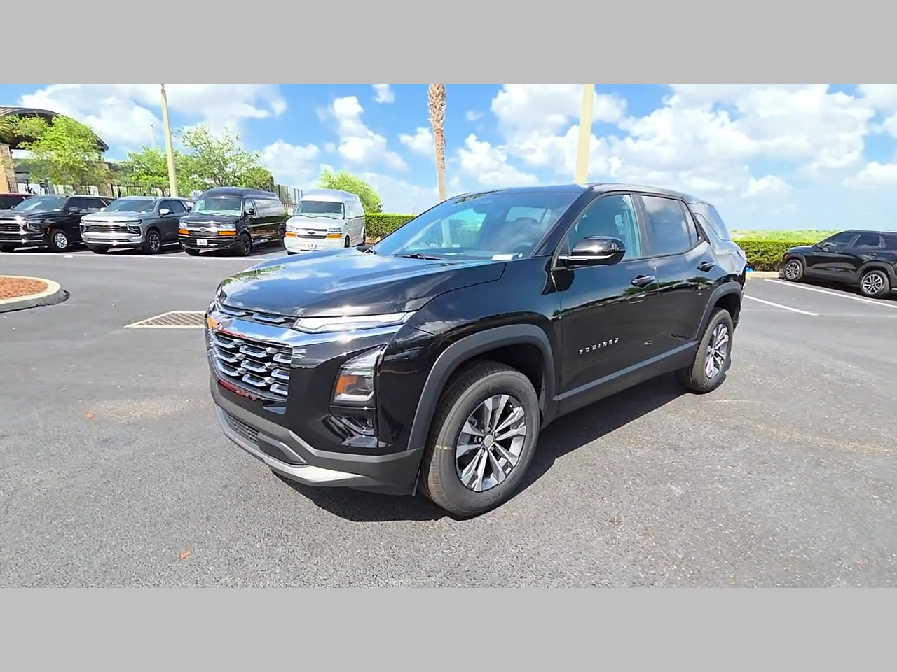 New 2026 Chevrolet Equinox LT w/ Convenience Package II FWD image 22