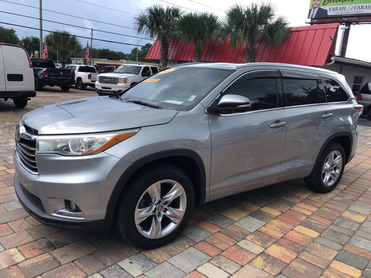 Used 2016 Toyota Highlander Limited image 6