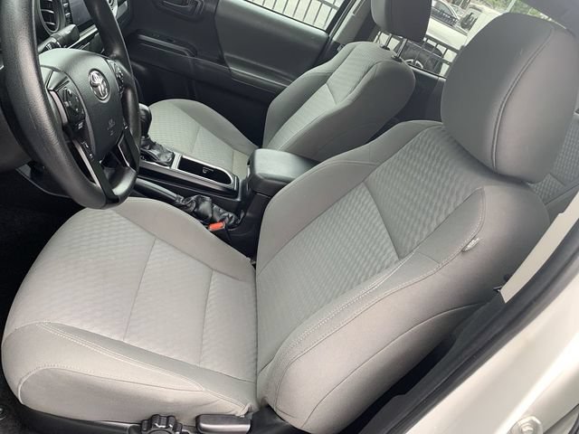 Certified 2023 Toyota Tacoma SR AWD/4WD image 18