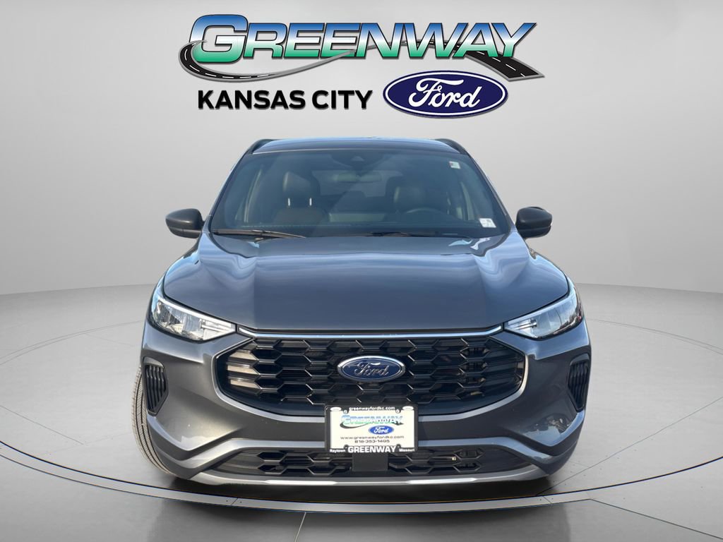 Used 2024 Ford Escape ST-Line w/ Tech Pack #1 image 2