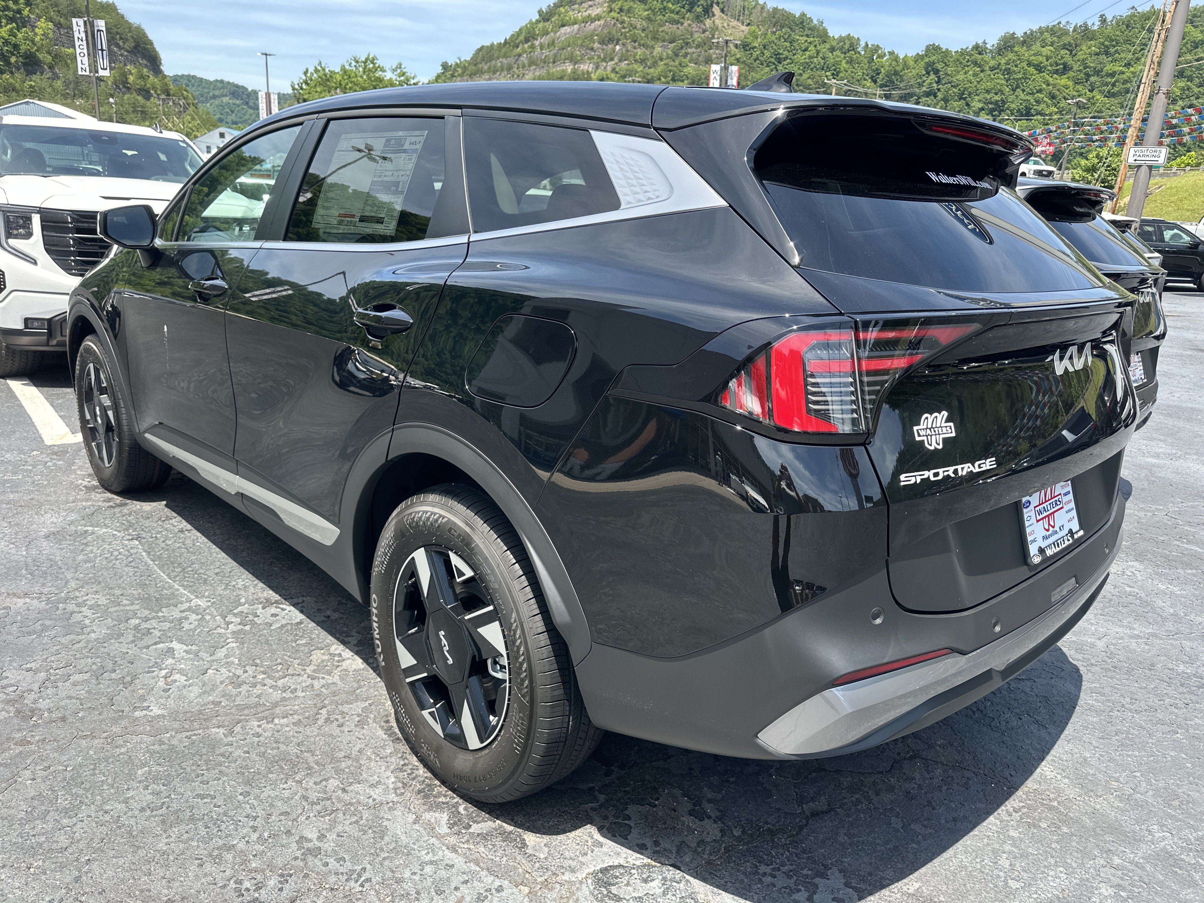 New 2026 Kia Sportage LX AWD/4WD image 5