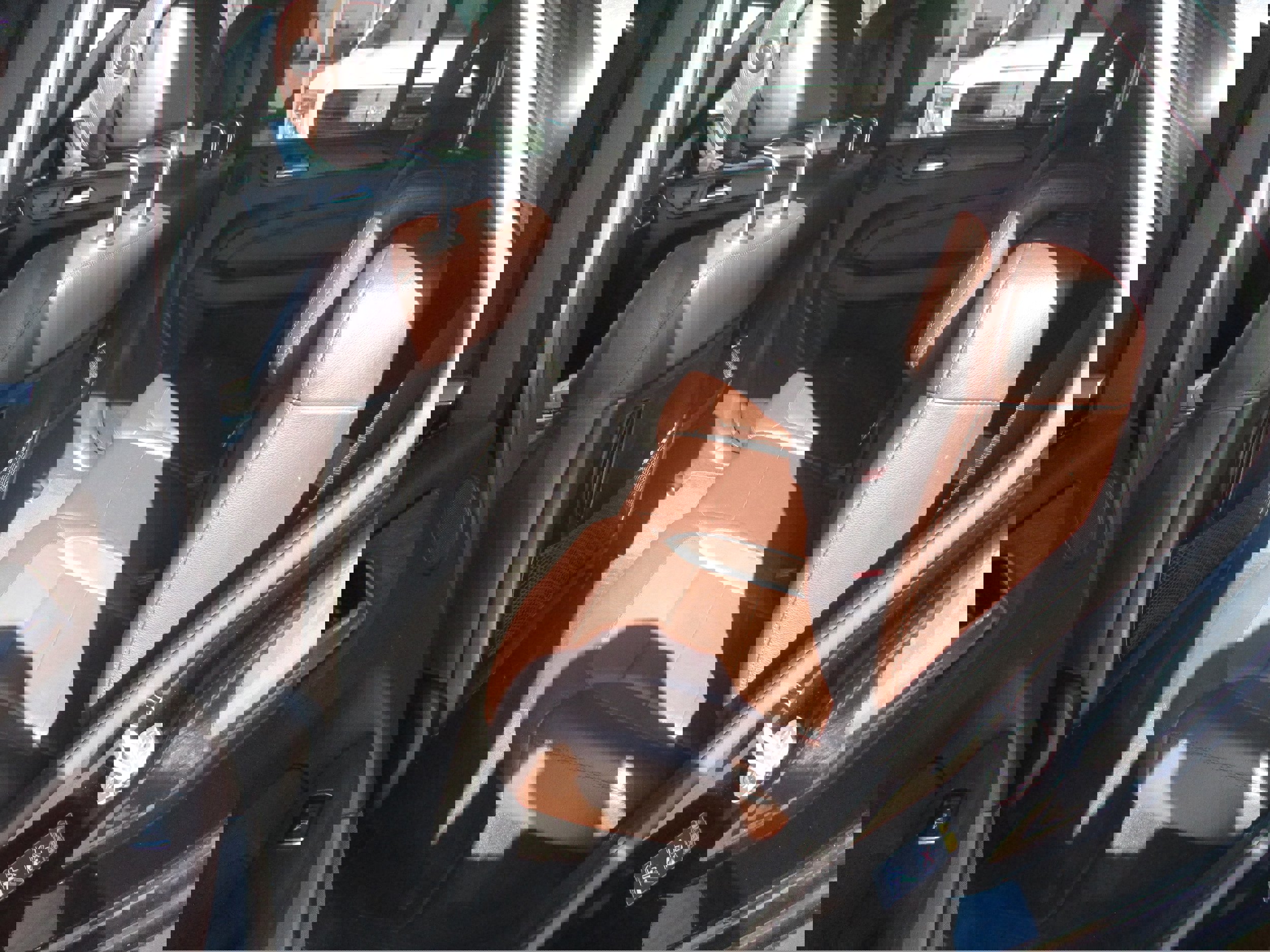 Used 2015 Mercedes-Benz ML 350 4DR ML350 4matic image 5